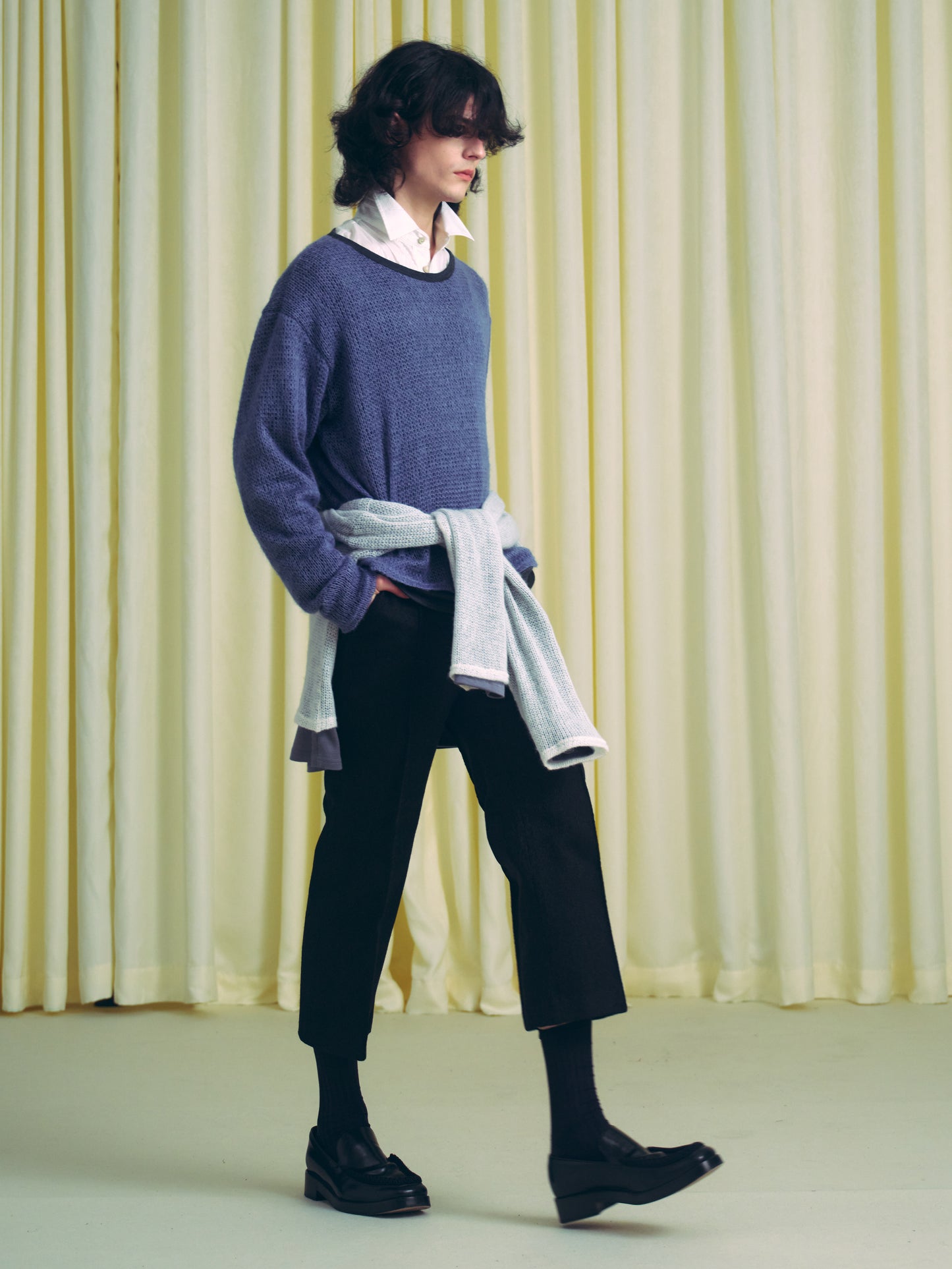 TWO-LAYER OPEN HOLE TOP