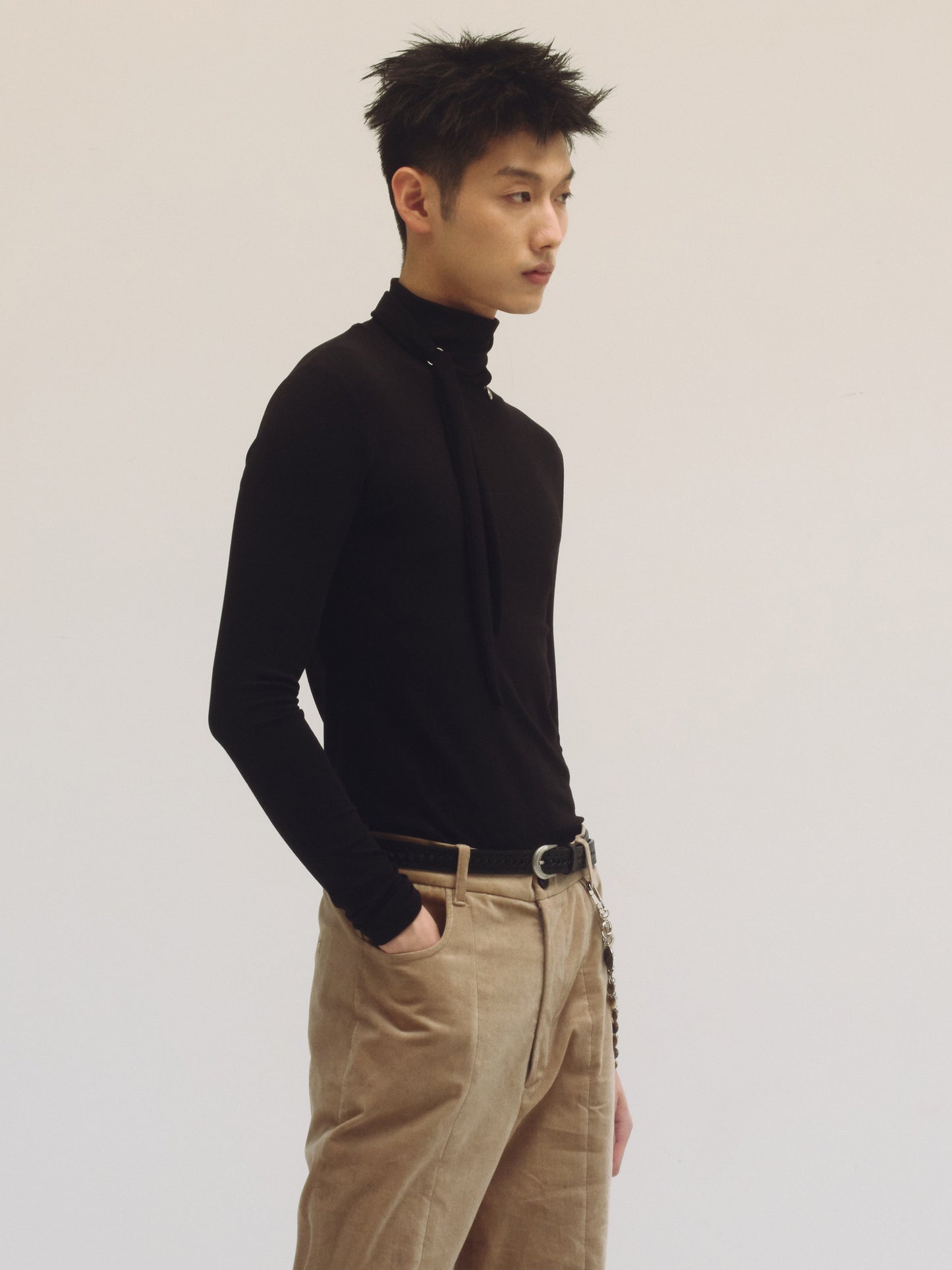 RING STRAP TOP