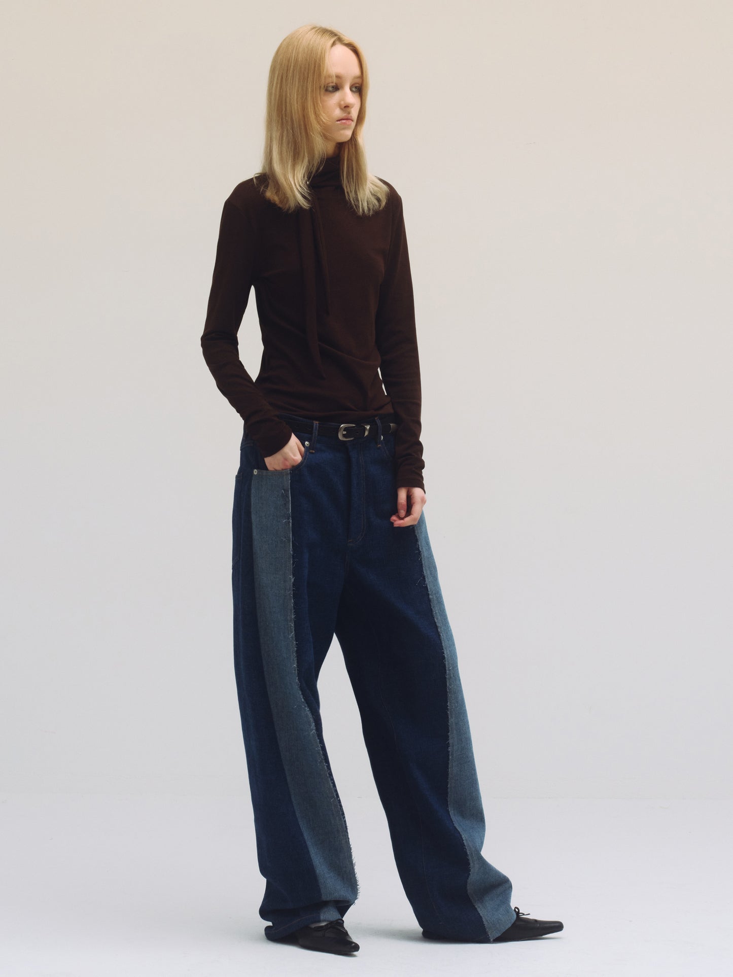 RING STRAP TOP