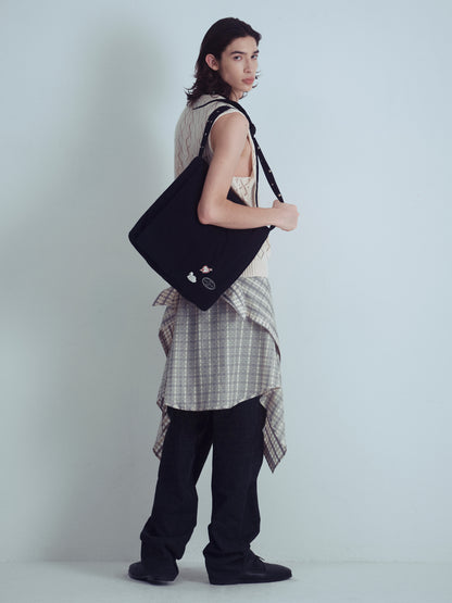SQUARE Messenger Bag