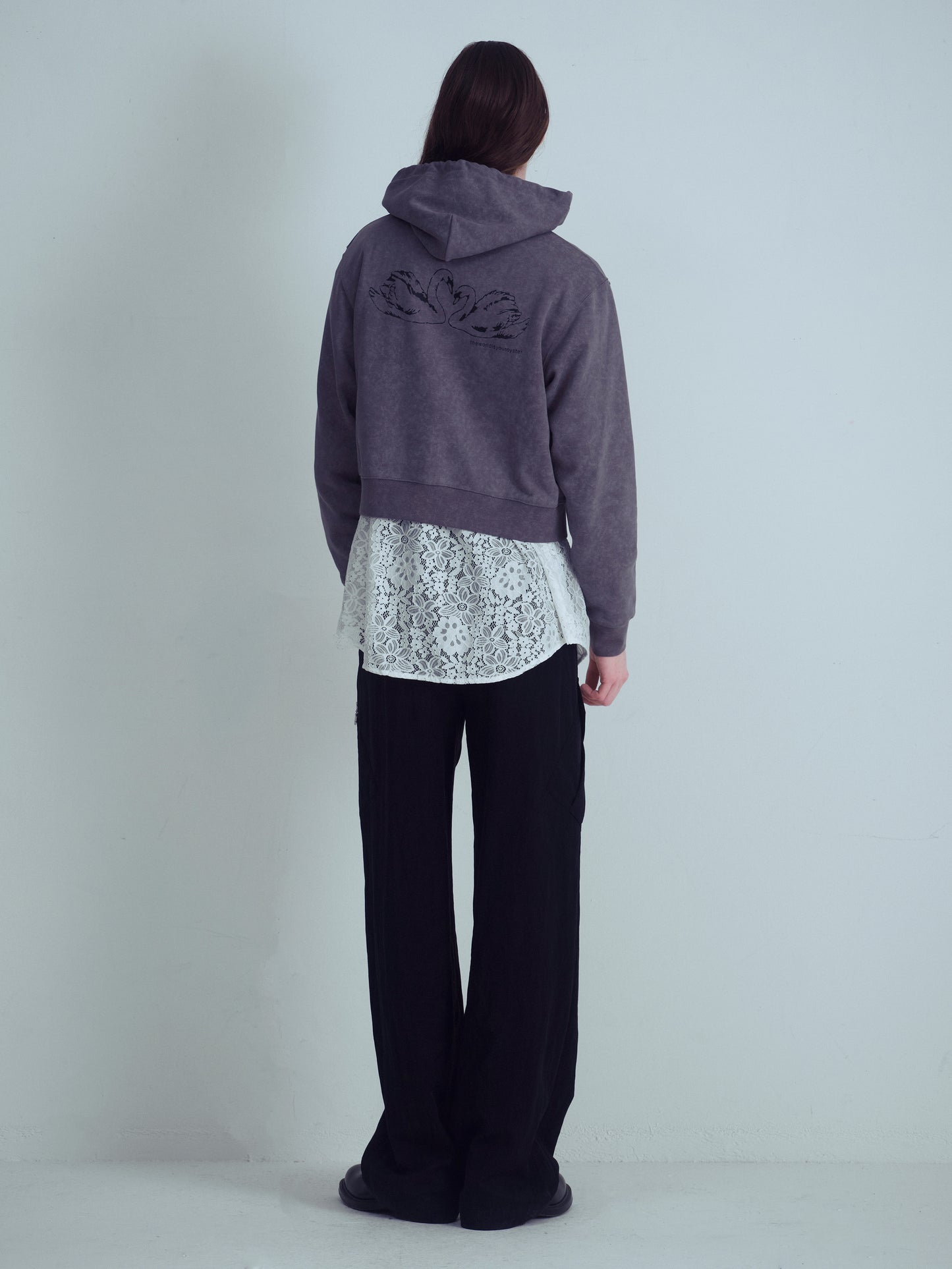 AMOUR Cropped Hoodie